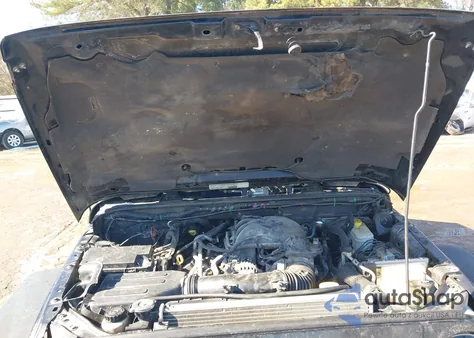 2013 Jeep Wrangler Unlimited Sahara из США, поврежденный, VIN 1C4BJWEG3DL513522